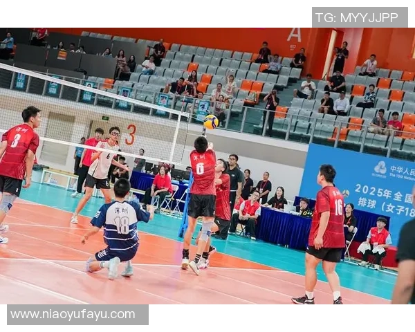 武汉排球队的默契配合揭秘:排球赛场上的团队精神与战术分析 武汉排球队的默契配合揭秘:排球赛场上的团队精神与战术分析